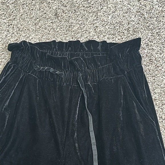 Sans souci wide leg velvet black pants elastic waist size small new - Picture 4 of 11